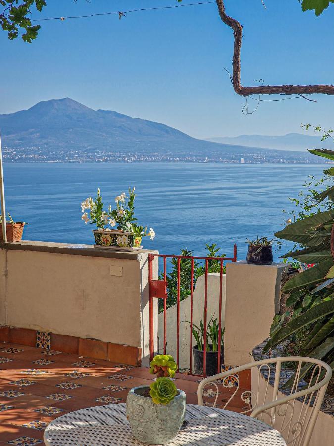 La Torretta Sea View Rooms Vico Equense Luaran gambar