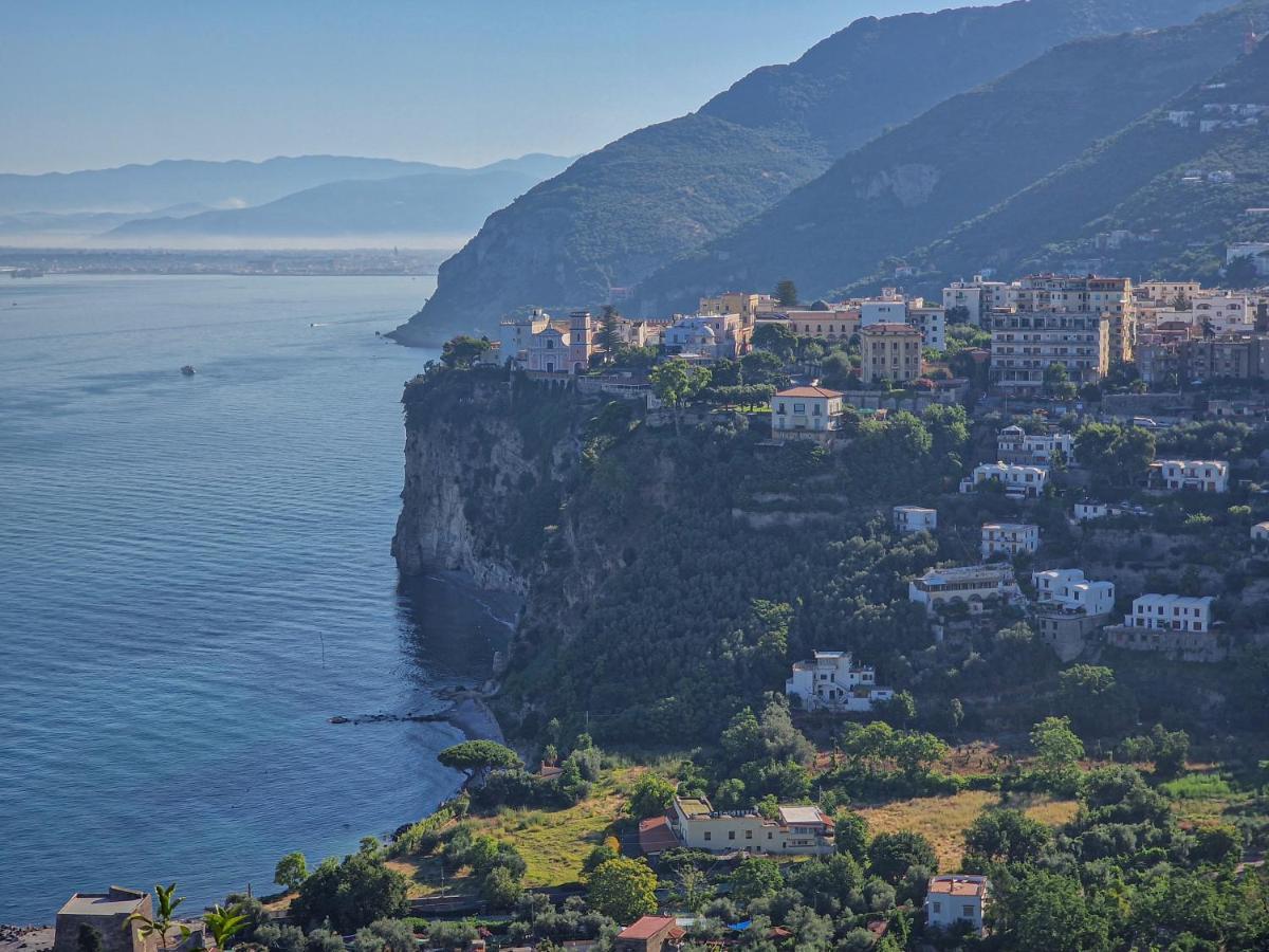 La Torretta Sea View Rooms Vico Equense Luaran gambar